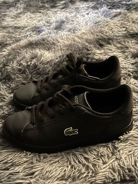 Lacoste Kids Black Sneakers Size 2 Youth Unisex Casual Shoes
